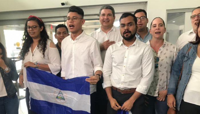 Lesther Alemán regresa a Nicaragua